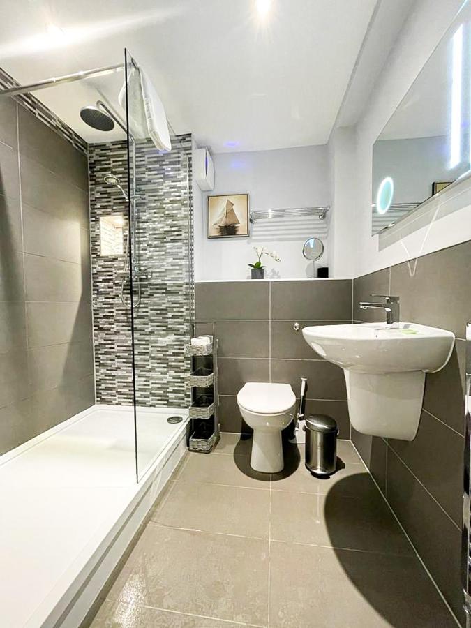 Modern 3 Bedroom Apartment, West End Edinburgh Luaran gambar